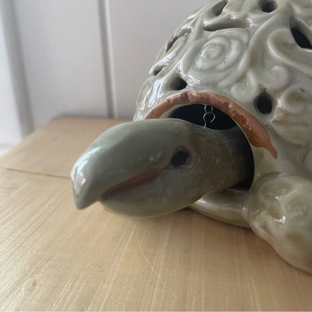 Beautiful Turtle Light 9” x 5” Ceramic Ocean Sea Beach Decor Lamp